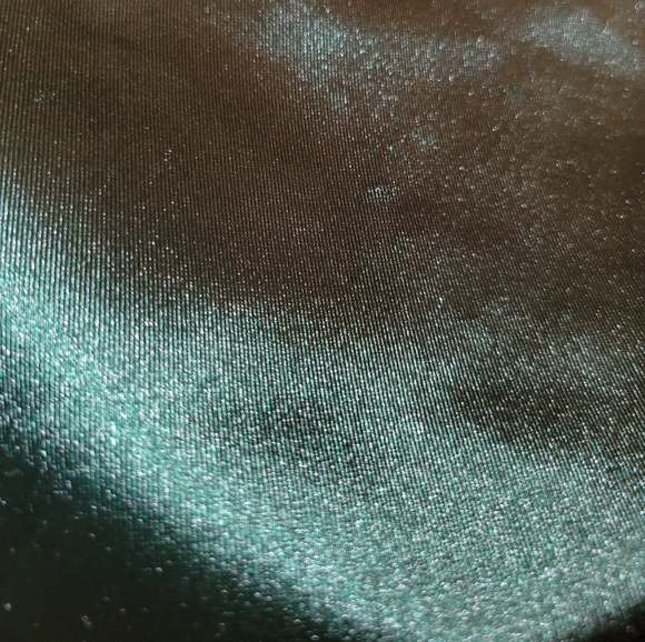 Green asymmetrical dress - Picture 3 of 5